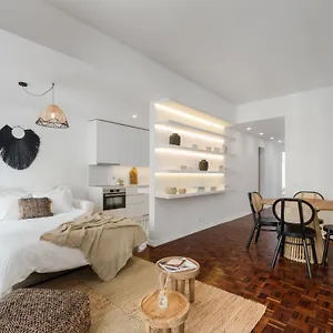 Casa Boma - Design & Spacious With Balcony - Alvalade Ii , Lisbon Portugal
